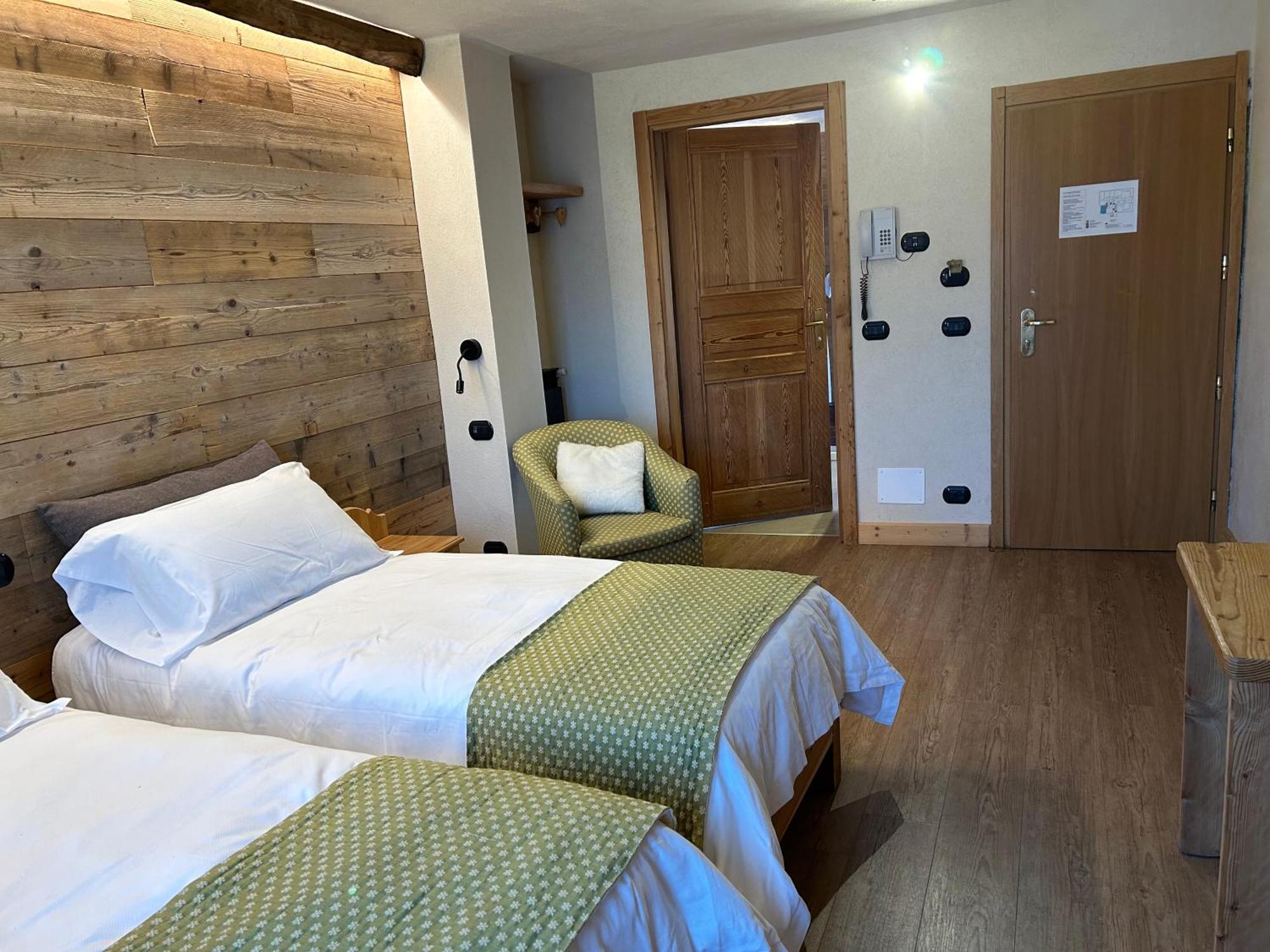 Hotel Stella Alpina Оулькс Екстер'єр фото
